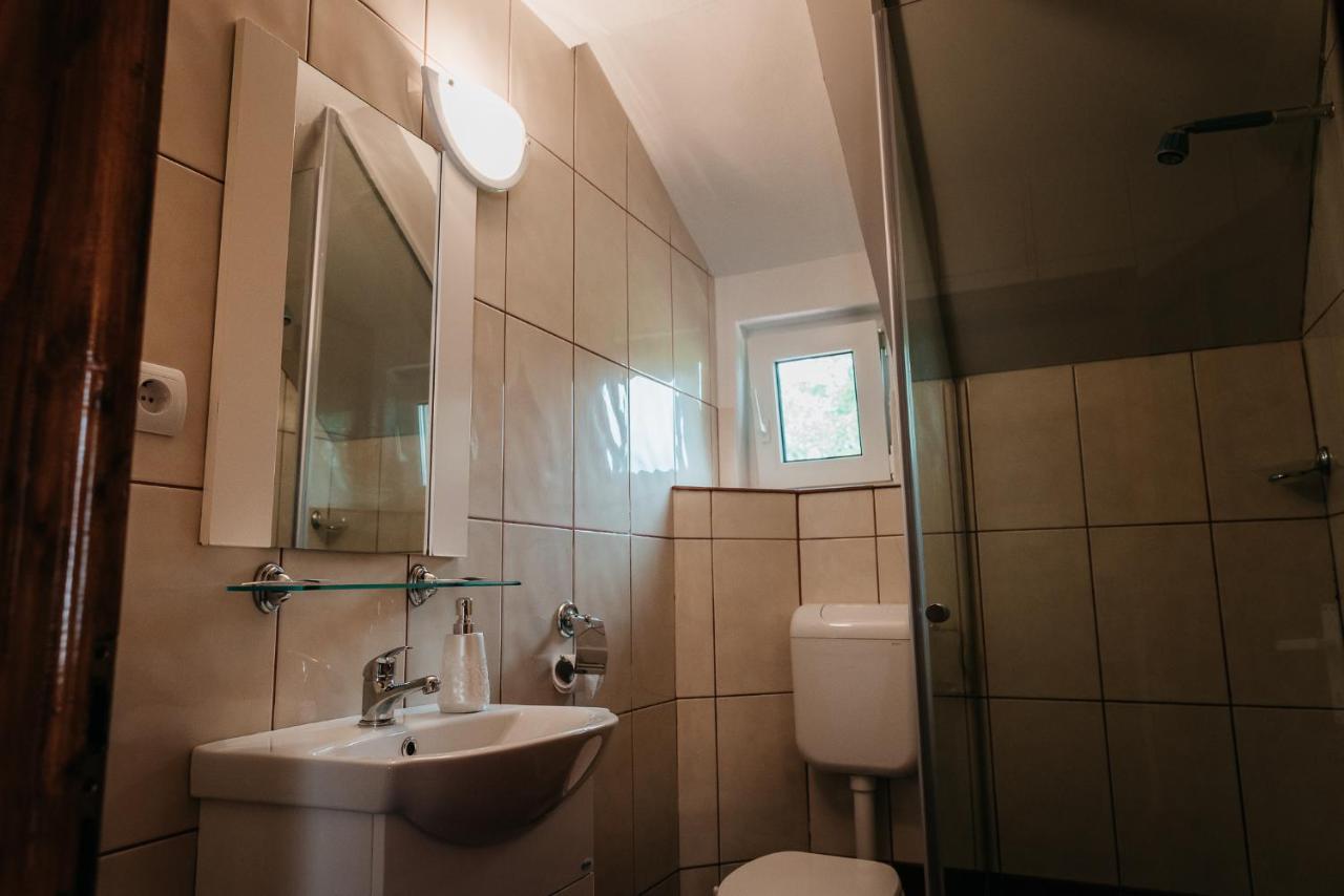 Moara De Piatra Hotell Carta  Eksteriør bilde